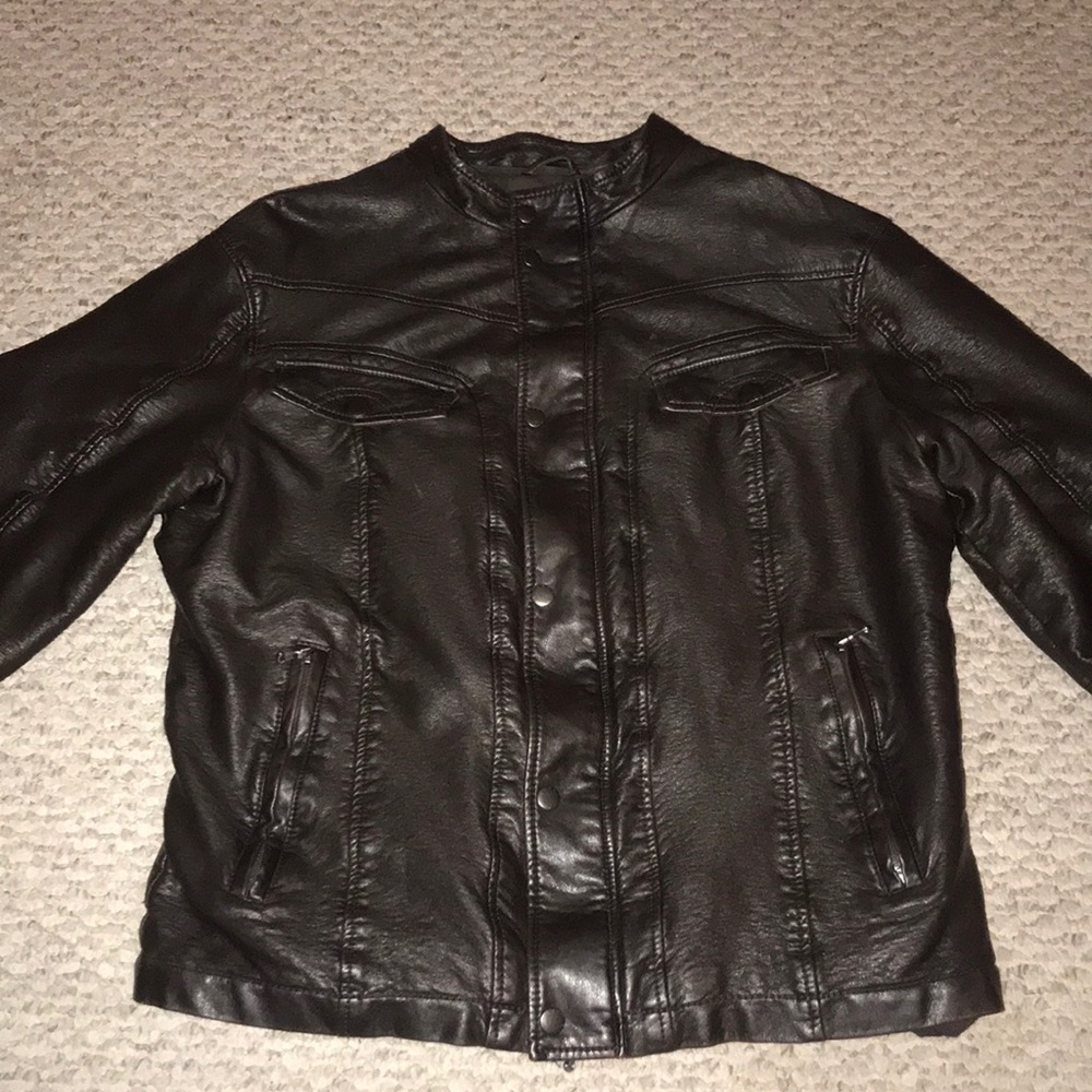 Perry Ellis Leather Jacket! 😎